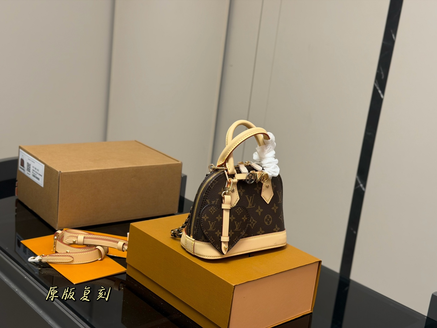 LV Monogram Handbag Crossbody 8